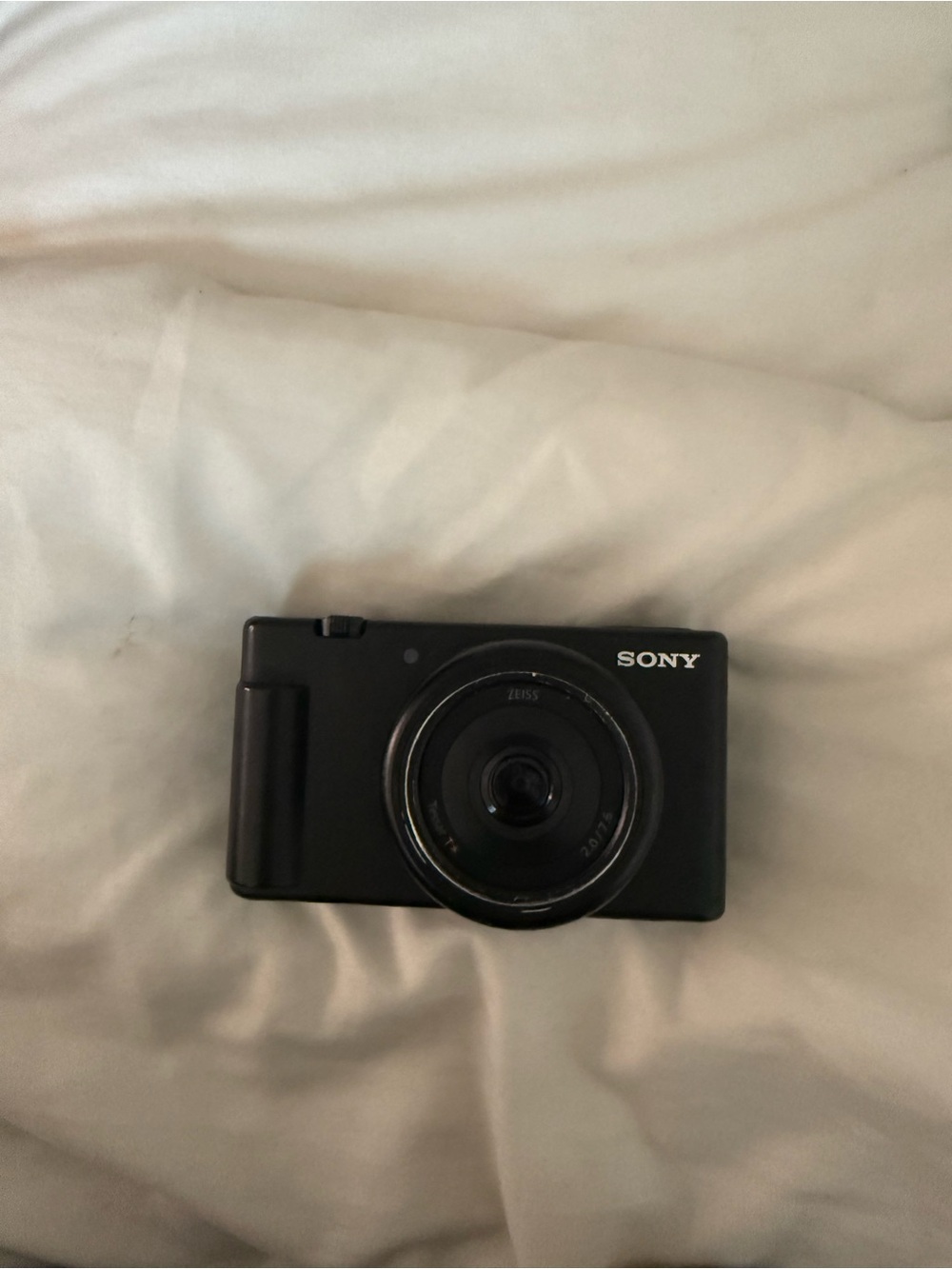 Sony Black Compact Digital Camera with ZEISS Lens